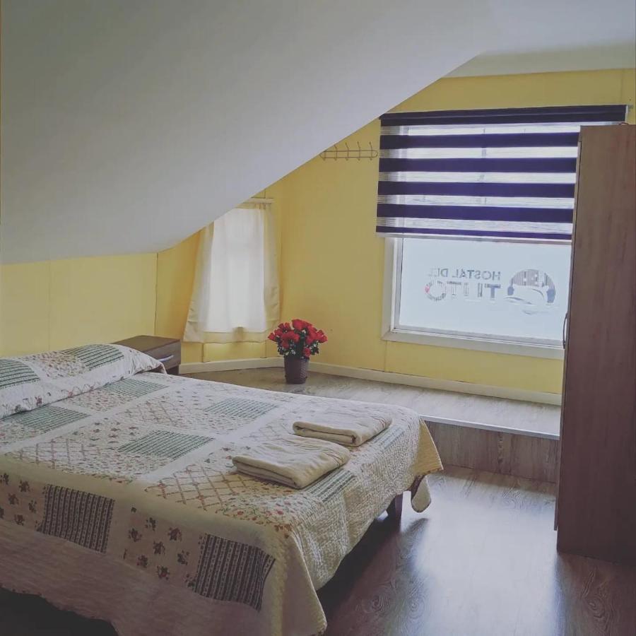 Hostal Del Tuto Punta Arenas Exterior photo