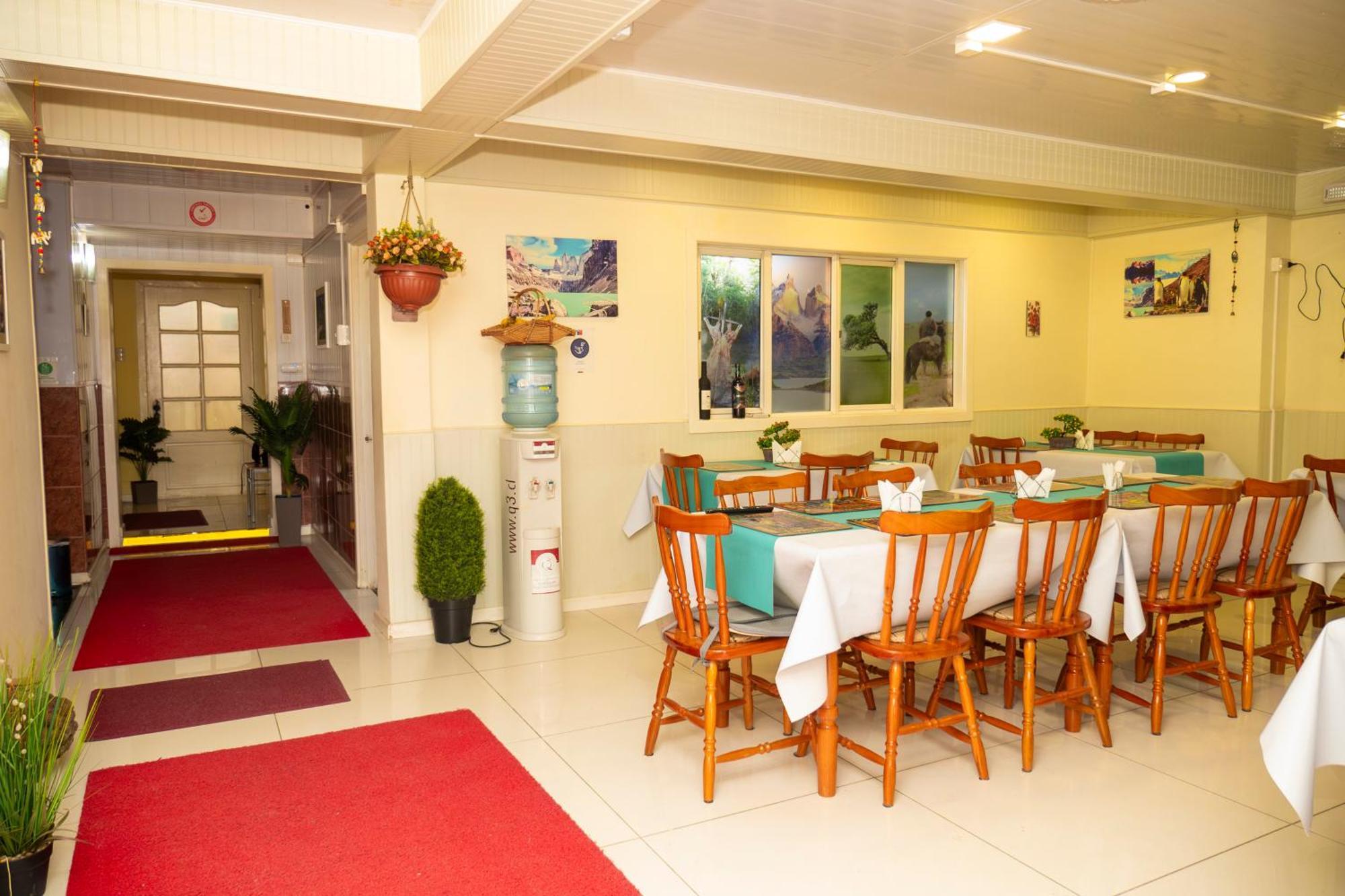 Hostal Del Tuto Punta Arenas Exterior photo